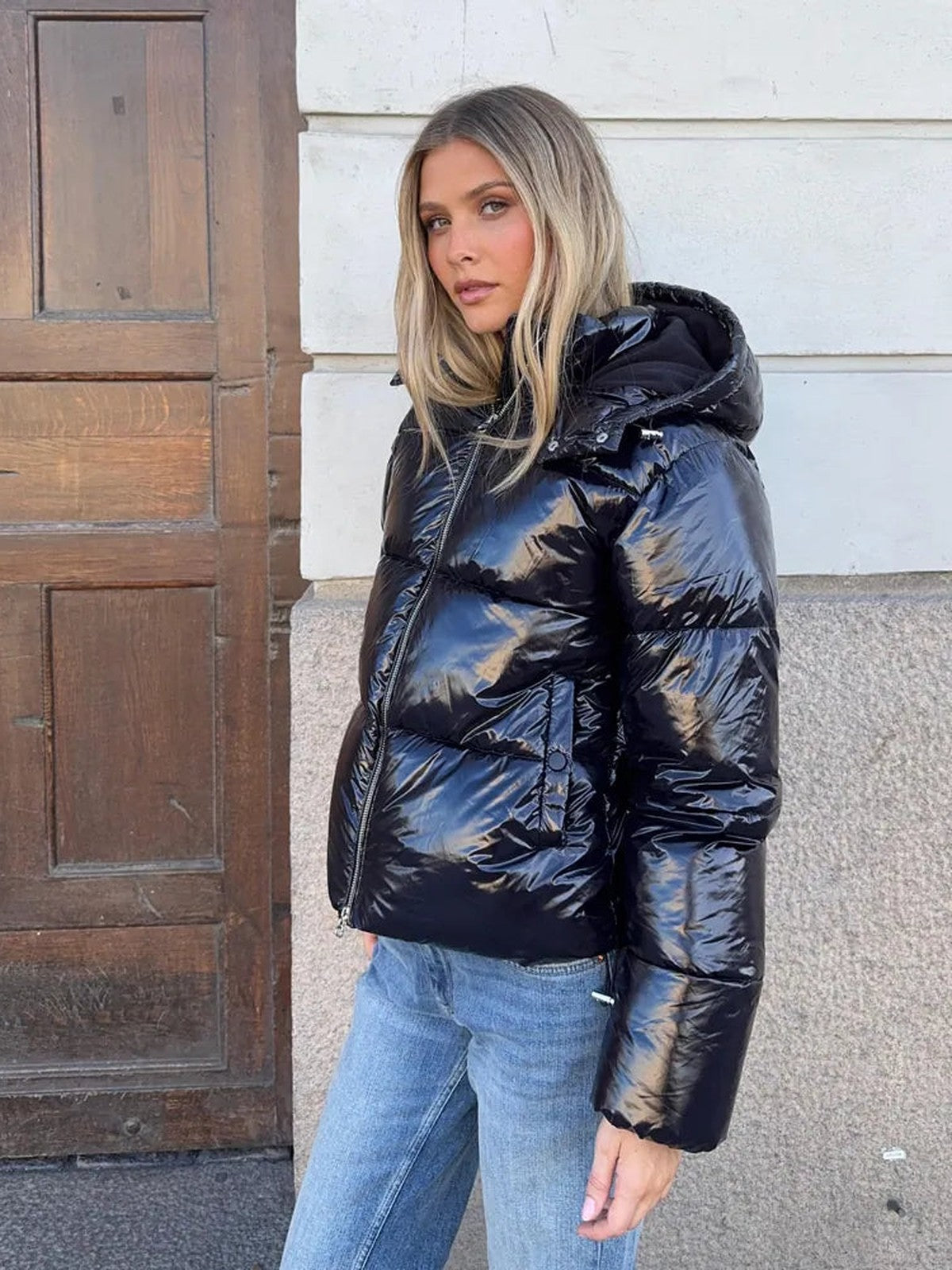 BELORA Iris glossy puffer jacket