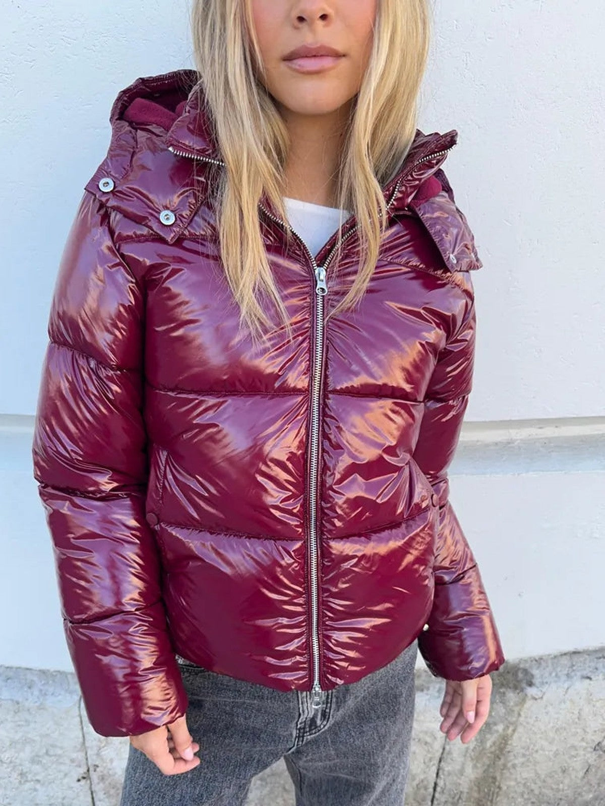 BELORA Daphné burgundy glossy puffer jacket